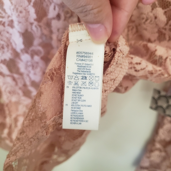 Forever 21 Lace Blouse Large Pink - Picture 6 of 7